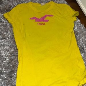 Hollister yellow t shirt
